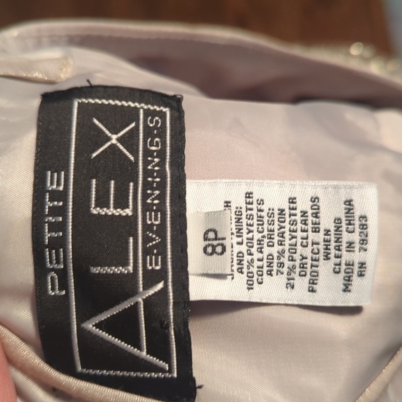 Alex Evenings Layered Tiered Beaded Long Gown with Matching Sheer Jacket Sz 8P - Picture 10 of 11